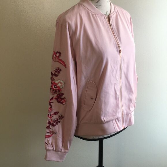 MINKPINK Jackets & Blazers - MINKPINK Bomber Jacket embroidered Large Pink